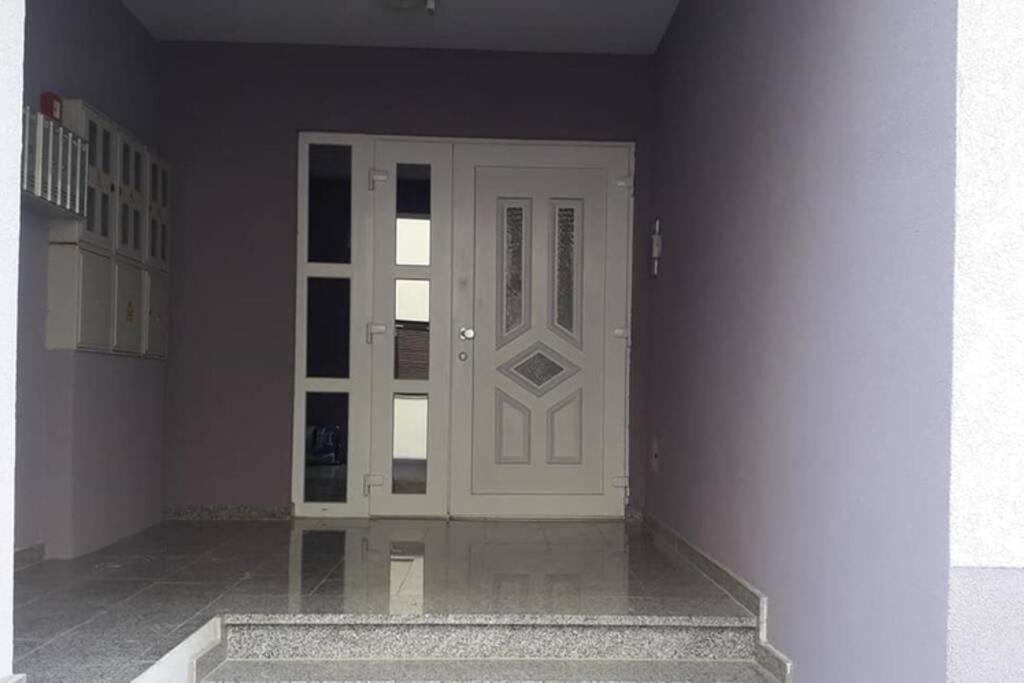 Apartman Franko - Uz Parking Пула Екстериор снимка